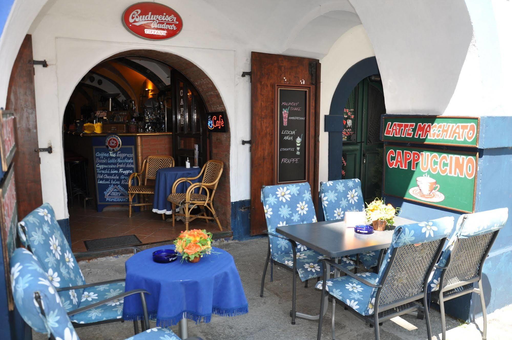 Centrum Tiffany Pension Domažlice Kültér fotó